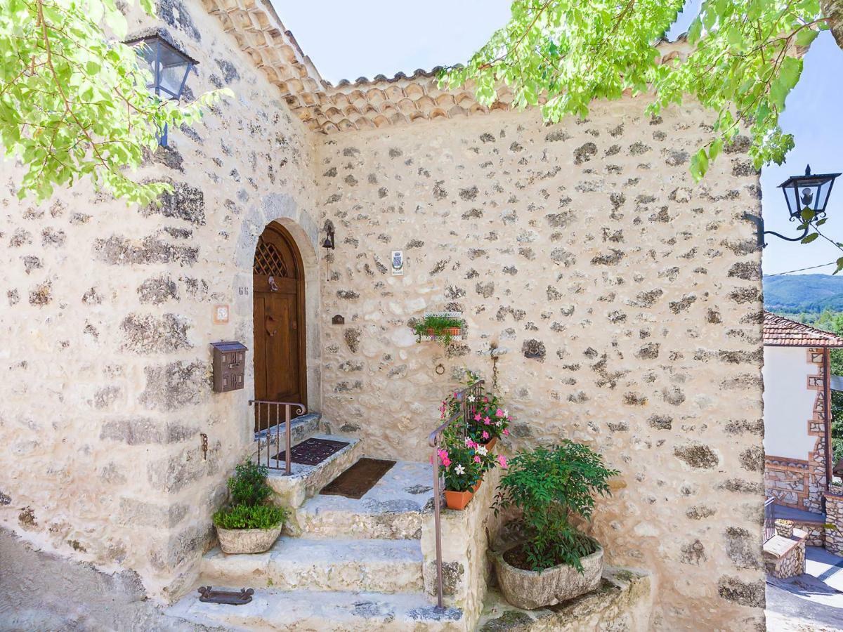 La Casa Sul Lago Posta Fibreno Εξωτερικό φωτογραφία